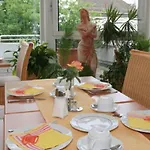 Отель Roemer 3*